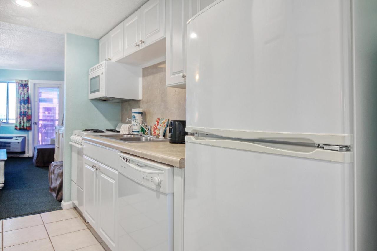 Blue Water Resort 1103 Миртл-Бич Номер фото